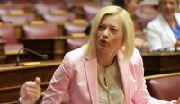Νέο «όχι» της Ραχήλ Μακρή στο νομοσχέδιο με τα προαπαιτούμενα