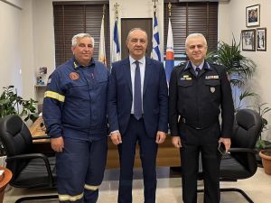 Θ. Καράογλου: «Πρότυπο κοινωνικής προσφοράς οι πυροσβέστες μας»