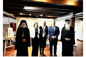 Η αγιογραφική έκθεση ΄΄Στο Φως της Αλήθειας΄΄στην Καπναποθήκη της Αυστροελληνικής