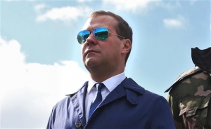 Μεντβέντεφ: Ιστορικά έχει αποτύχει η άσκηση πίεσης στη Ρωσία