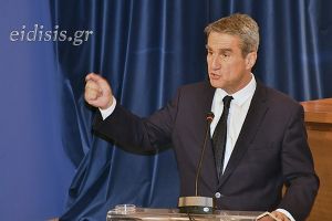 Λοβέρδος: Προτείνω και δεσμεύομαι για ένα μεγάλο πατριωτικό ΠΑΣΟΚ