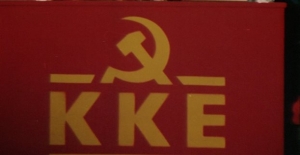 ΚΚΕ: Ο Λιδάκης σε τραγούδι του Ακη Πάνου, στο νέο σποτ του κόμματος