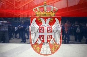 Πρωτοφανής διαδήλωση Σέρβων στρατιωτών στο Βελιγράδι