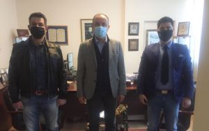 Συνάντηση Καράογλου με το Πανελλήνιο Σωματείο Συμβασιούχων Πυροσβεστών