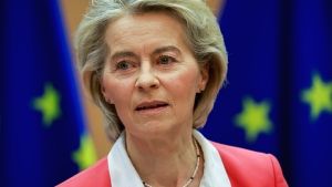 Ψηφιακό σιδηρούν παραπέτασμα: Η φον ντερ Λάιεν καταγγέλλει τις ενέργειες του Κρεμλίνου