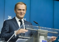 Ο Τουσκ επισκέπτεται Σερβία, Αλβανία, πΓΔΜ για το προσφυγικό