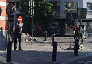 Γυναίκα επιτέθηκε με μαχαίρι σε επιβάτες λεωφορείου στις Βρυξέλλες