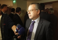 ΝΔ: Η σιωπή Μαξίμου καθιστά μόνη αλήθεια τα λεγόμενα Βαρουφάκη