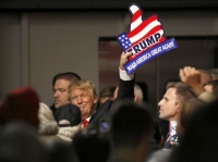 Ρεπουμπλικάνοι εναντίον Τραμπ για την «απαγόρευση εισόδου» σε μουσουλμάνους