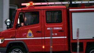 Συναγερμός στην Πυροσβεστική – Απεγκλωβίστηκαν 4 άτομα από τα σπίτια τους στη Θεσσαλονίκη
