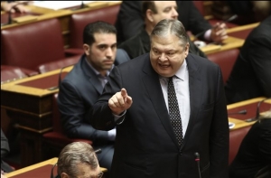 ΠαΣοΚ: Ωμή παραβίαση Συντάγματος η μη κύρωση της παράτασης από τη Βουλή
