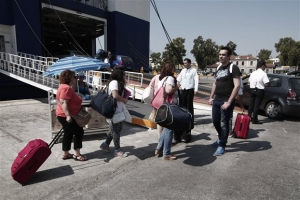 Περισσότερα τα ακτοπλοϊκά δρομολόγια στα νησιά του Αργοσαρωνικού