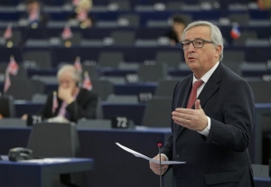 Γιούνκερ: Εύχομαι στους νέους να μην γνωρίσουν μια Ευρώπη με σύνορα