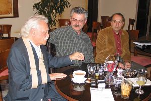 Ο Μανώλης Γλέζος στο Κιλκίς το 2004...