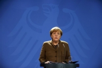 Μέρκελ: Απελάσεις μεταναστών που δεν δικαιούνται ασύλου