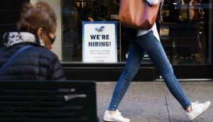 ΗΠΑ: Στις 229.000 οι αρχικές αιτήσεις επιδομάτων ανεργίας