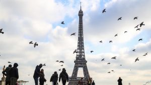 Πρωτοφανές ρεκόρ πανδημίας στην Γαλλία: 91.608 νέα κρούσματα σε μια μέρα