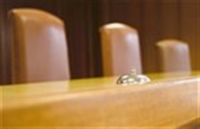 Ποινή κάθειρξης 13 ετών σε δάσκαλο για ασέλγεια σε βάρος μαθήτριας