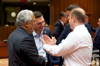 €3 δισ. για το προσφυγικό, επανεκκίνηση ενταξιακής πορείας μετά τη Σύνοδο Κορυφής ΕΕ-Τουρκίας- Ικανοποιημένη η Αθήνα