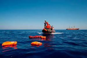 Τυνησία: Ανασύρθηκαν νεκροί από τη θάλασσα 15 μετανάστες