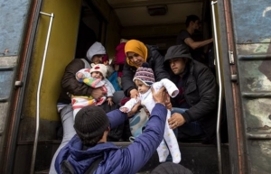 Σύνοδος και επαφές Τσίπρα καθορίζουν τις εξελίξεις στο προσφυγικό