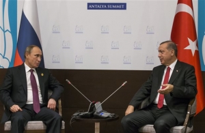 Ο Ερντογάν βλέπει Πούτιν θέλοντας στήριξη και νέο ξεκίνημα