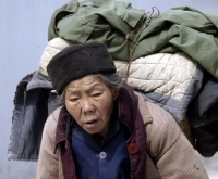 Ikea κατά ηλικιωμένων Κινέζων: Αγοράστε κάτι ή βρείτε την αγάπη αλλού