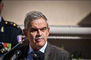 Τόσκας: «Να καταλάβουν οι πρόσφυγες ότι τα σύνορα έκλεισαν»