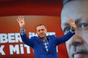Ο Ερντογάν κτίζει το σουλτανάτο του