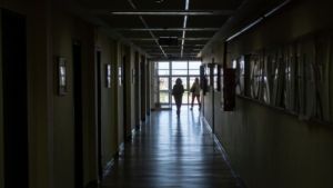 Θεσσαλονίκη: Αποζημίωση σε οικογένεια προσφύγων που υπέστη εγκαύματα από φωτιά σε δομή φιλοξενίας το 2016