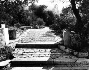 Αποκατάσταση δύο έργων του Πικιώνη σε Ακρόπολη και Φιλοπάππου