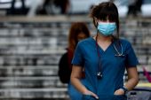 Τον κώδωνα του κινδύνου κρούουν οι εργαζόμενοι των ιδιωτικών κλινικών