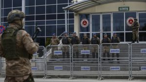 Στη φυλακή την εποχή του κορωνοϊού: Η Τουρκία αφήνει ελεύθερους 90.000 κρατούμενους
