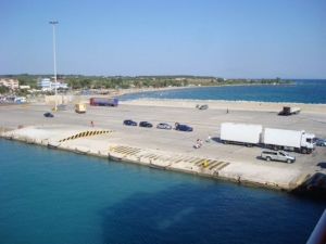 Απαγορευτικό στην Κυλλήνη λόγω ισχυρών ανέμων