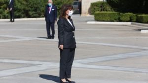 Κ. Σακελλαροπούλου: «Η ιστορία μας διδάσκει ότι η πατρίδα μας δυναμώνει και υπερβαίνει κάθε εμπόδιο όταν είναι ενωμένη»