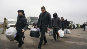 Ουκρανία: Τουλάχιστον 2 εκατ. άμαχοι μεταφέρθηκαν στη Ρωσία – Έρευνα για 2 αξιωματικούς του Αζοφστάλ