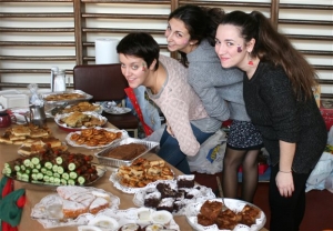 5ο εθελοντικό παζάρι αλληλεγγύης των Κατασκηνώσεων Χαρούμενα Παιδιά - Χαρούμενα Νιάτα