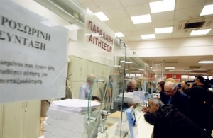 ΠΙΣ: «Το νέο ασφαλιστικό είναι ταφόπλακα για τους γιατρούς»