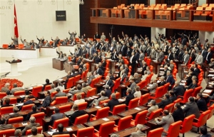 Άγκυρα: Ψευδής η πληροφορία για εκκένωση του Κοινοβουλίου