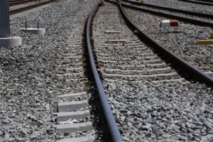 Φτερά έκαναν 15 τόνοι σιδηροδρομικού υλικού από το Αίγιο