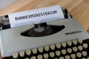 Τραμπ: Ο πάπας Λέων μπορεί να εκφράζεται ελεύθερα, αλλά έχει αδυναμίες στην εξωτερική πολιτική