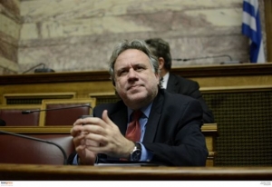 Κατρούγκαλος: Εμείς με τις γραβάτες δεν πληρώναμε αρκετά