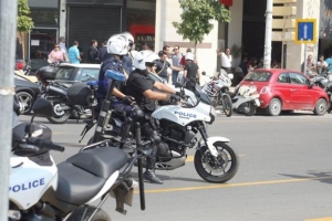 Βόλος: Λήστεψαν 45χρονη την ώρα που βρισκόταν σπίτι με τον ανήλικο γιο της