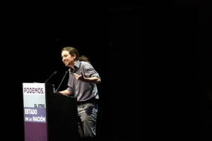 Ισπανία: Σε ντιμπέιτ καλεί τον Μαριάνο Ραχόι ο επικεφαλής του Podemos