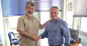 Η συνάντηση Σίμου – Μερελή και η πρόταση για τις τοπικές επιχειρήσεις