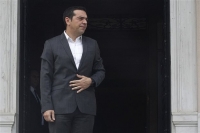 Τσίπρας: Με την απώλεια Μητσοτάκη κλείνει ένα κεφάλαιο στην ιστορία του τόπου