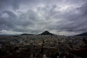 Νεφώσεις και τοπικές βροχές σε όλη τη χώρα
