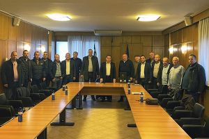 Συνάντηση ΥπΑΑΤ, Γ. Γεωργαντά με παραγωγούς και συνεταιριστικές οργανώσεις του Τυρνάβου