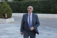 Την υποψηφιότητα Μεϊμαράκη στηρίζει ο Απ. Βεσυρόπουλος