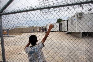 Συνήγορος του Πολίτη: Έλλειψη συντονισμού για το προσφυγικό